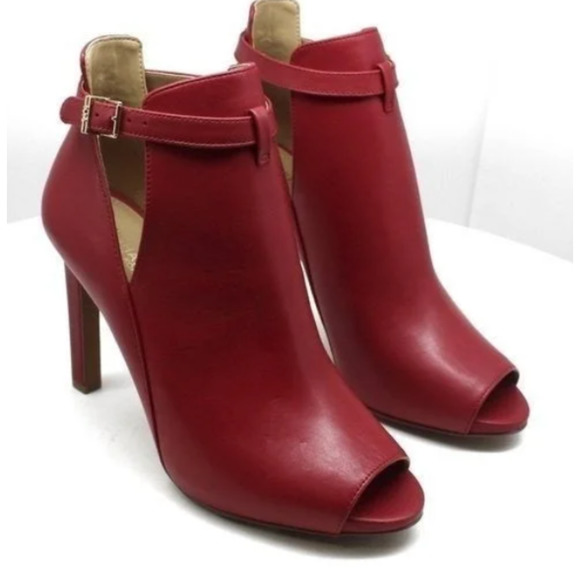 NWT MICHAEL KORS Lawson Ankle Boot 8 Leather Peep Toe Heel Buckle Red Burgundy - Picture 1 of 6
